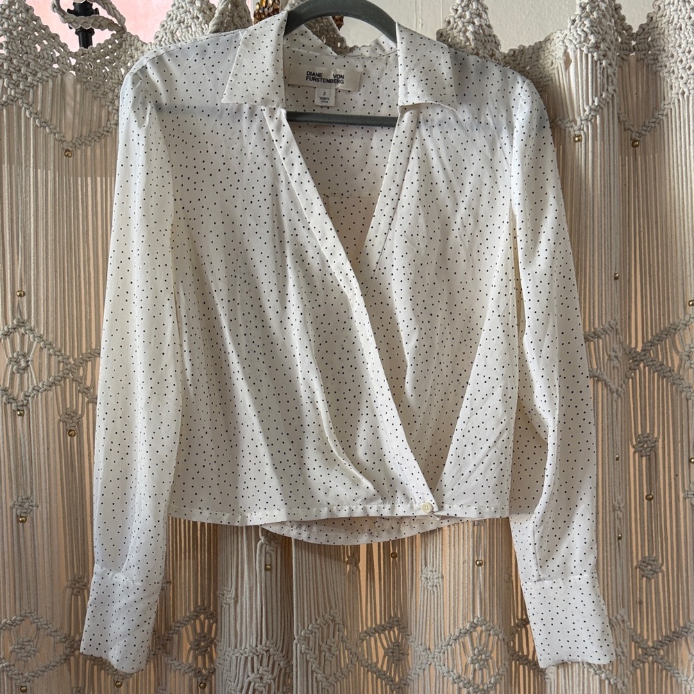 Diane von Furstenberg White Blouse with small black polka dots
